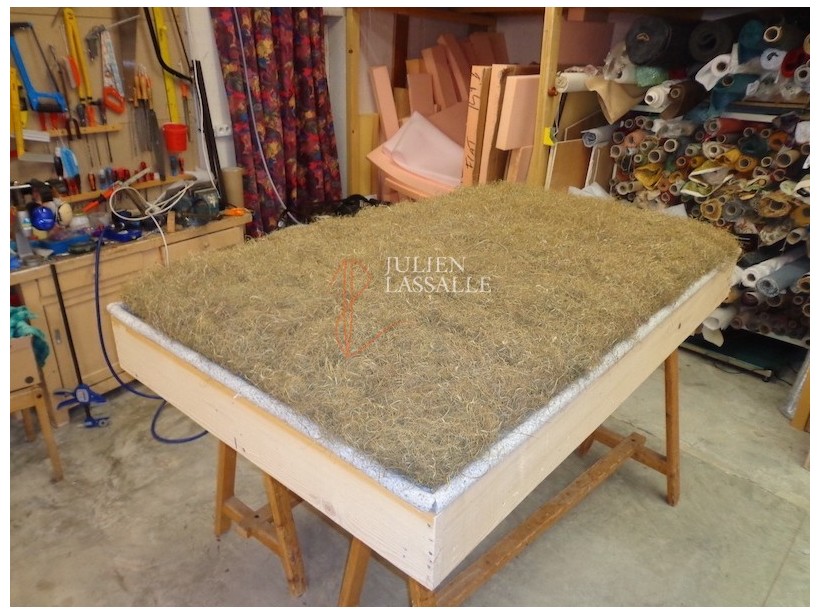 Sommier tapissier à ressorts - Julien Lassalle