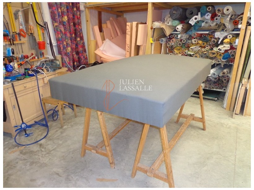 Sommier tapissier à ressorts - Julien Lassalle